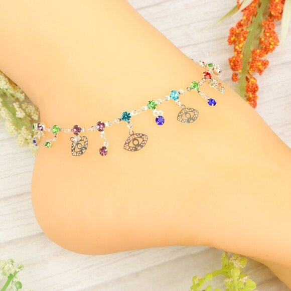 "Handmade Anklet – Elegant & Delicate Jewelry for Women | UNVRC1232 - Picture 3 of 10